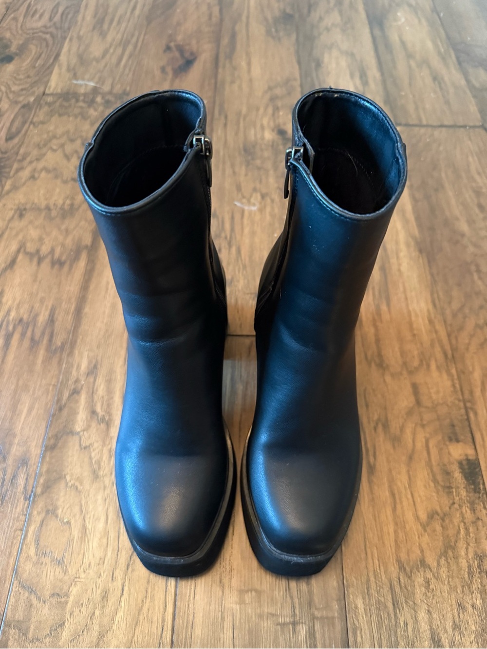 Steve Madden Black Square-Toe Zip Ankle Booties